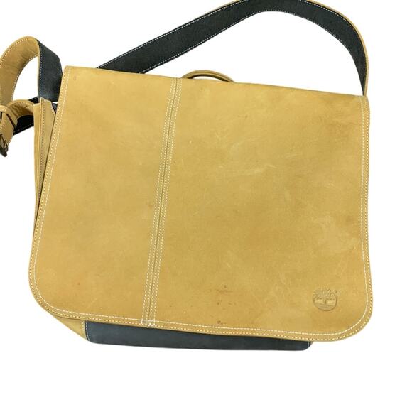 Timberland Leather Multi Pocket Magnetic Closure Crossbody Messenger Bag w Flaw - Picture 4 of 7